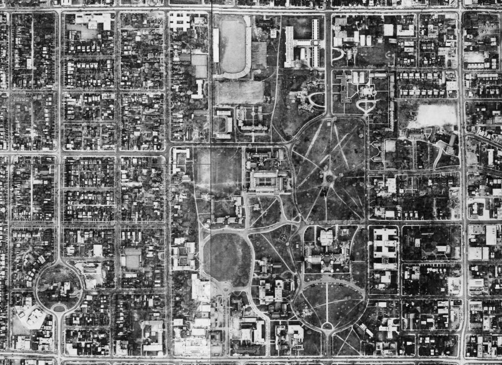 black and white aerial photo of the university of toronto campus
